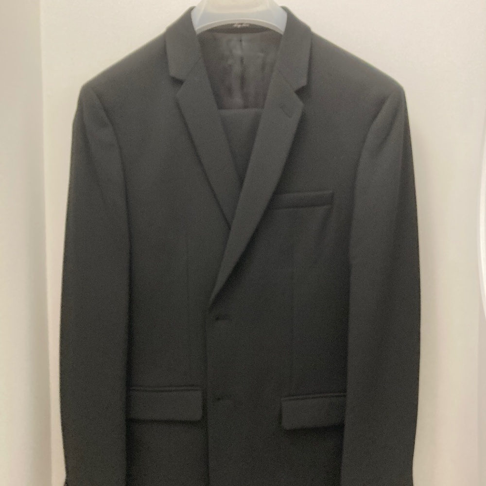 Mango Black Suit 40R